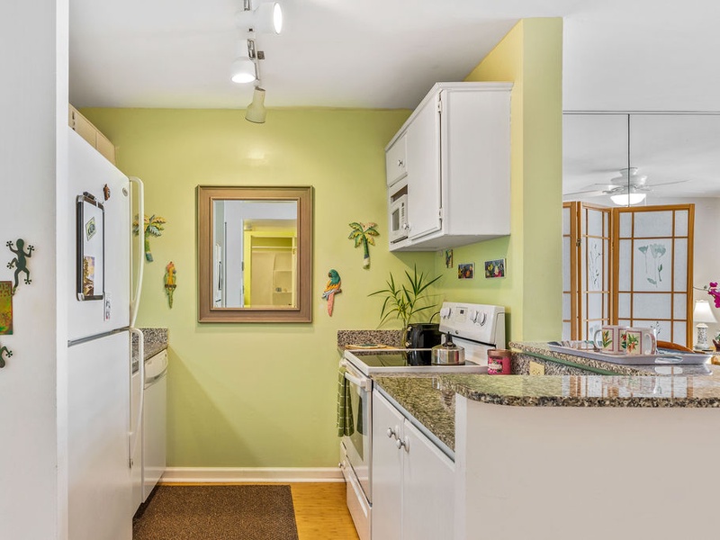 75-5870 KAHAKAI RD 409