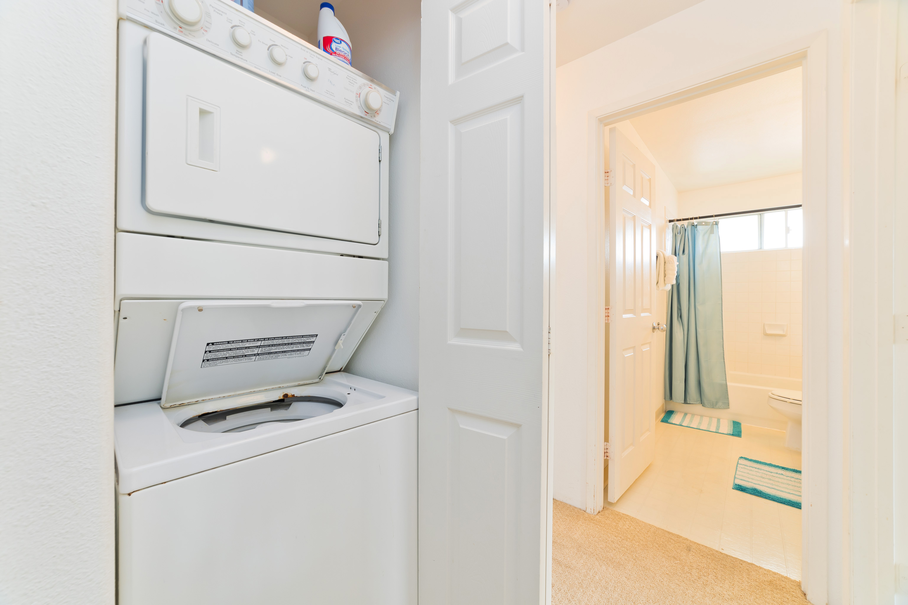 75-6081 ALII DR O201