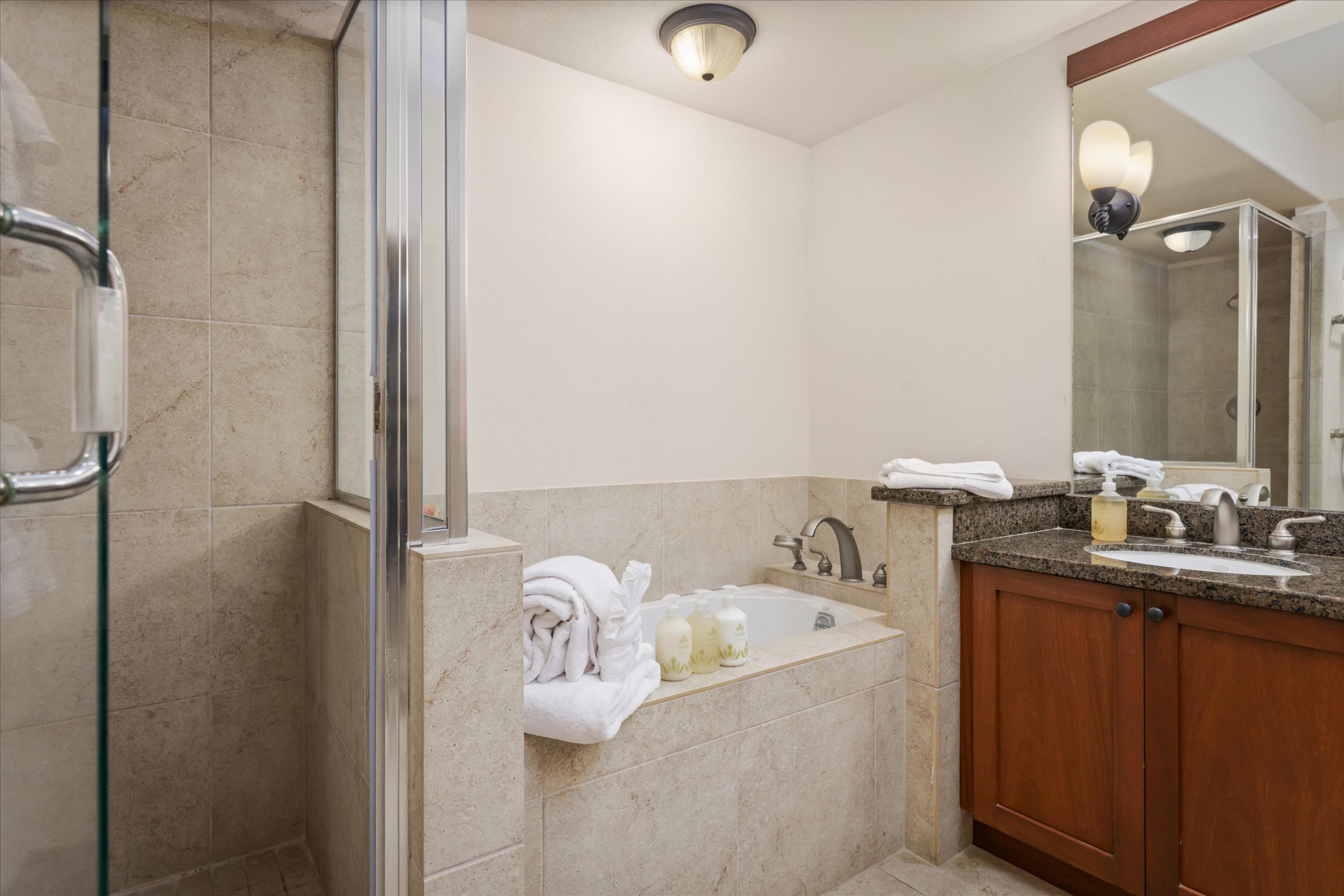 69-1033 NAWAHINE PL 14E