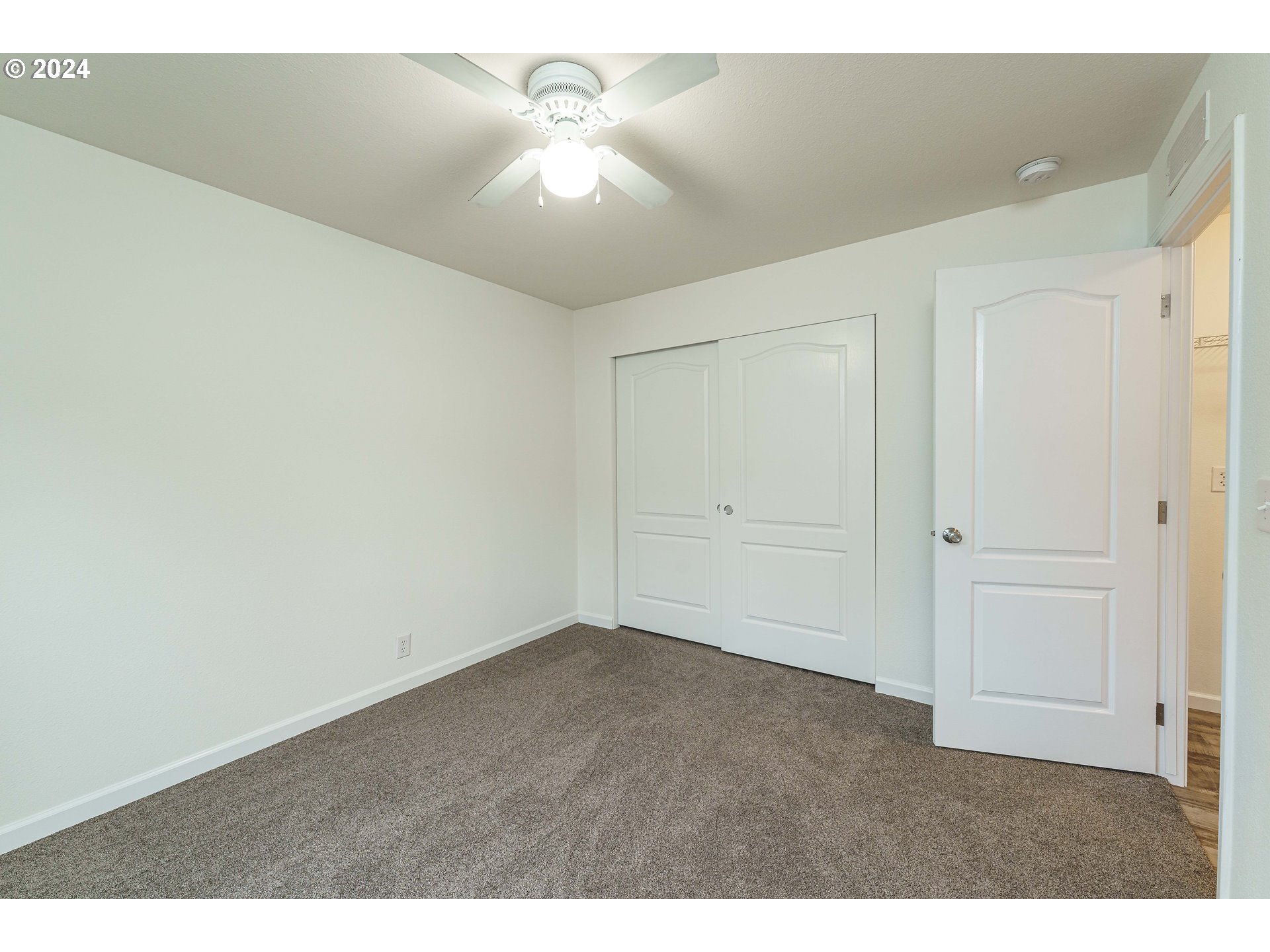 3921 E FOURTH PLAIN BLVD 41