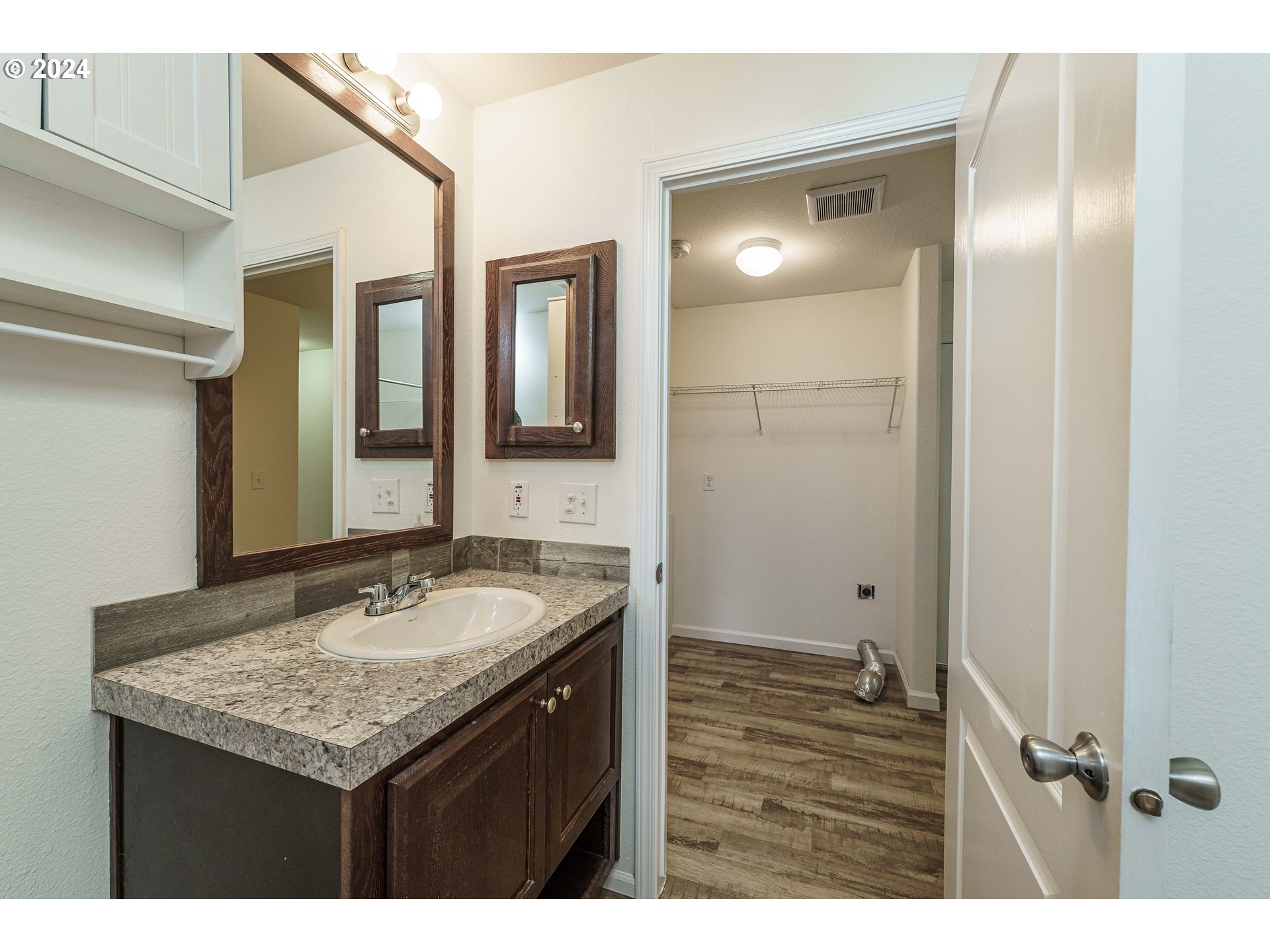 3921 E FOURTH PLAIN BLVD 41