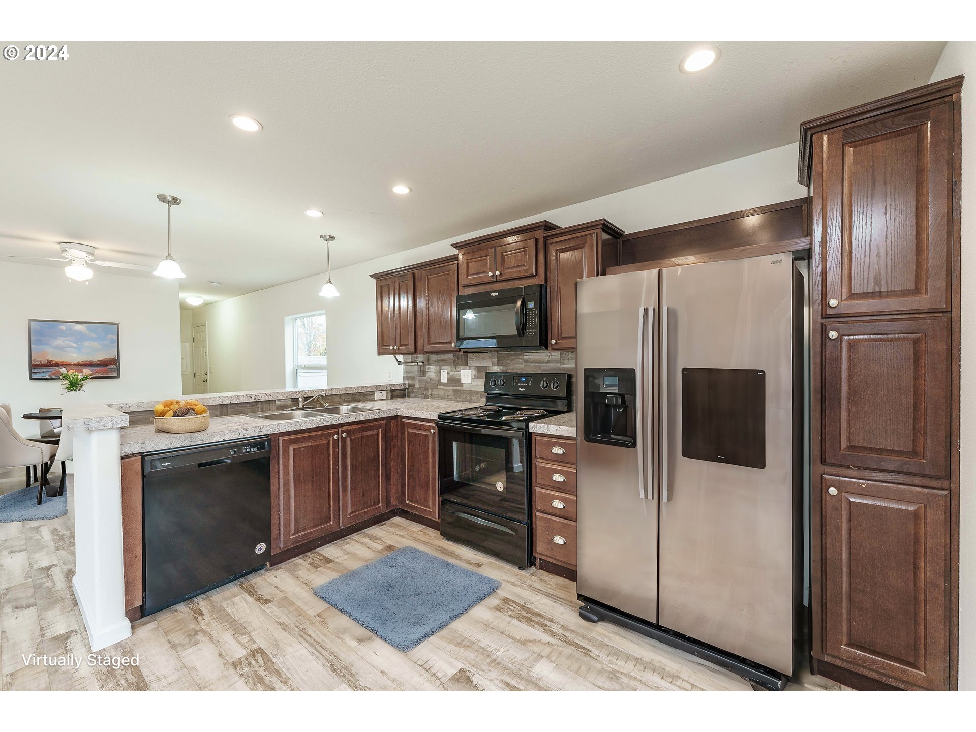 3921 E FOURTH PLAIN BLVD 41