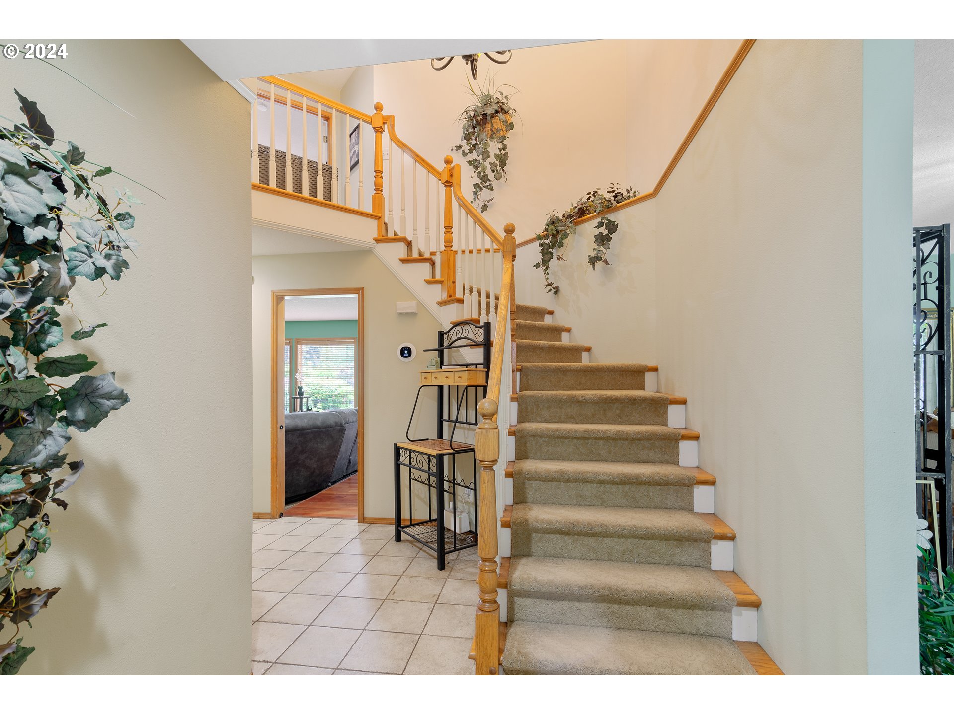 1617 SE SOLOMON LOOP