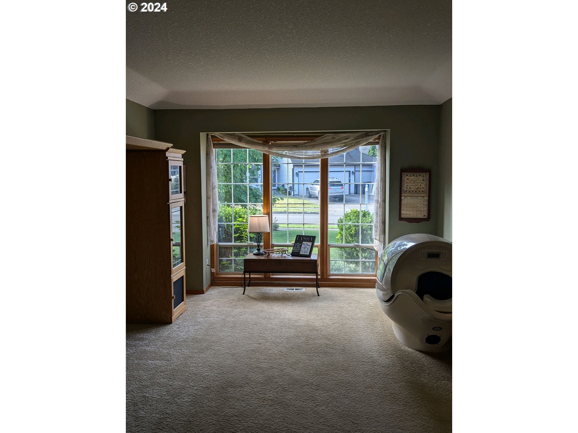 1617 SE SOLOMON LOOP