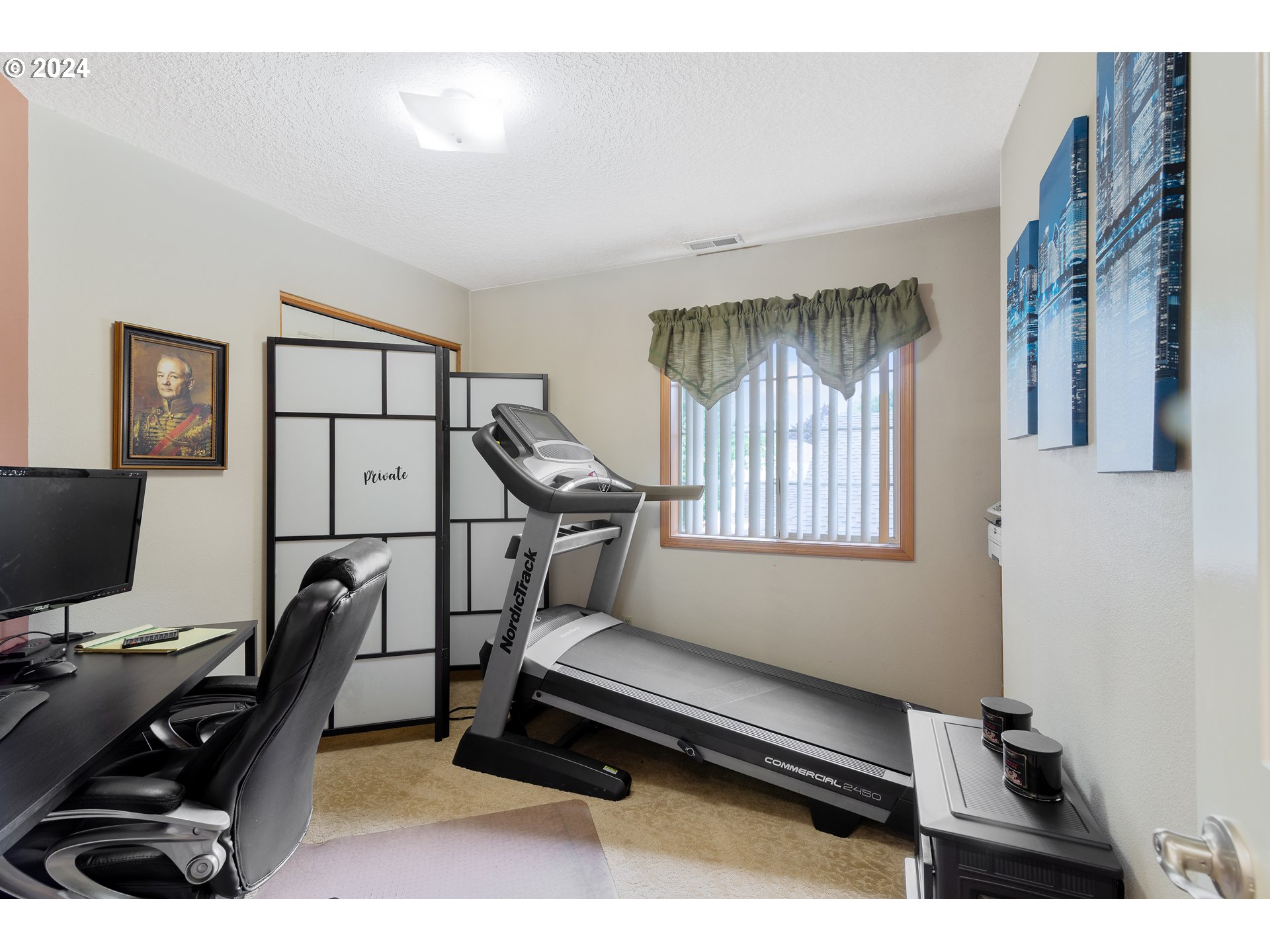 1617 SE SOLOMON LOOP