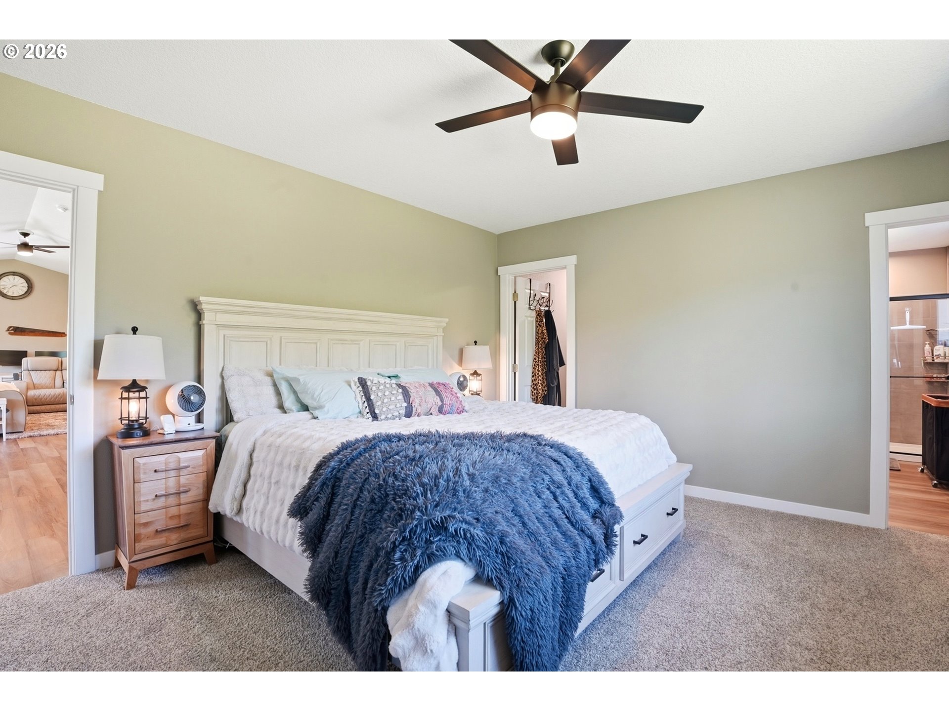 200 RED HAWK DR