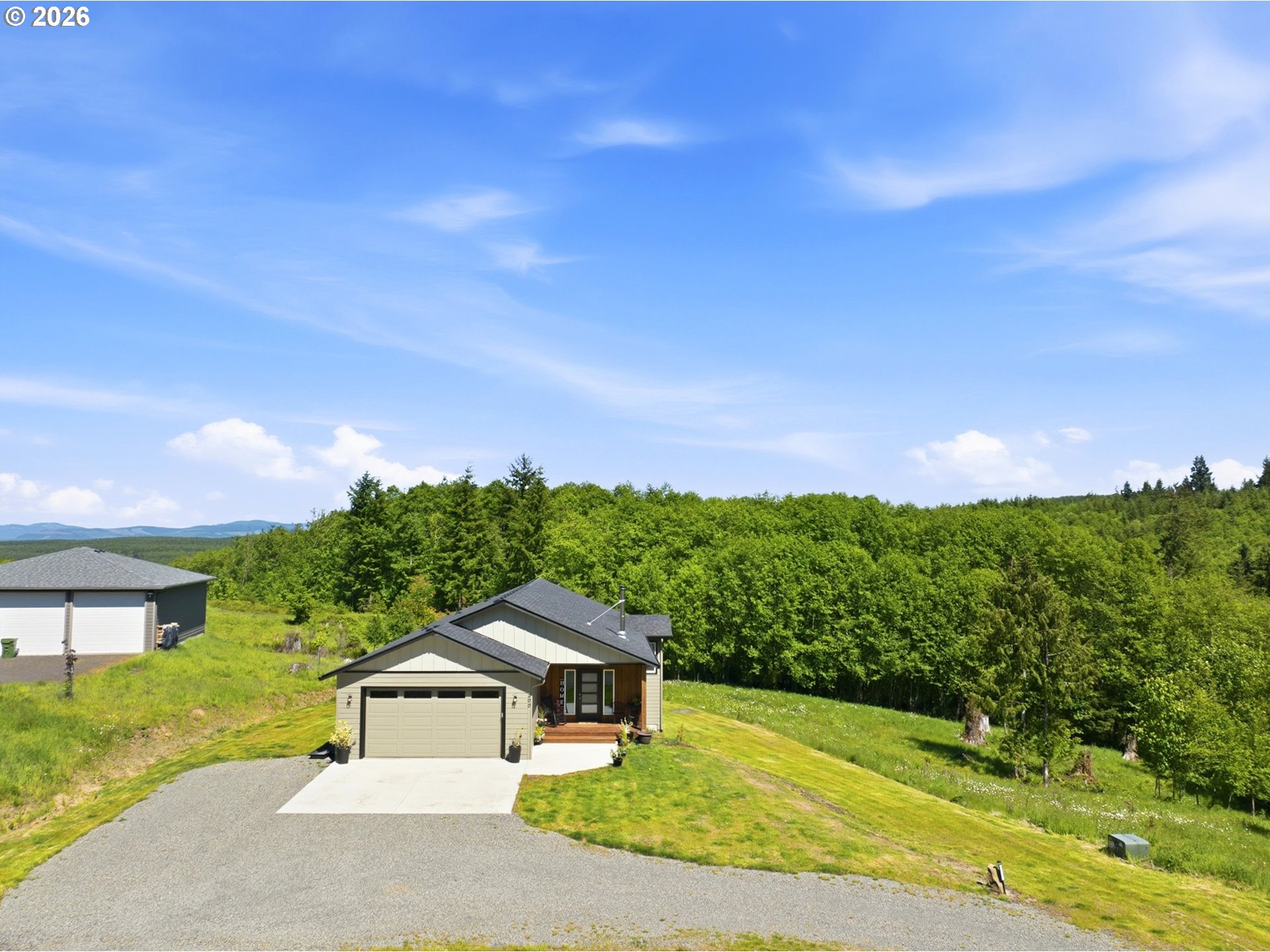 200 RED HAWK DR
