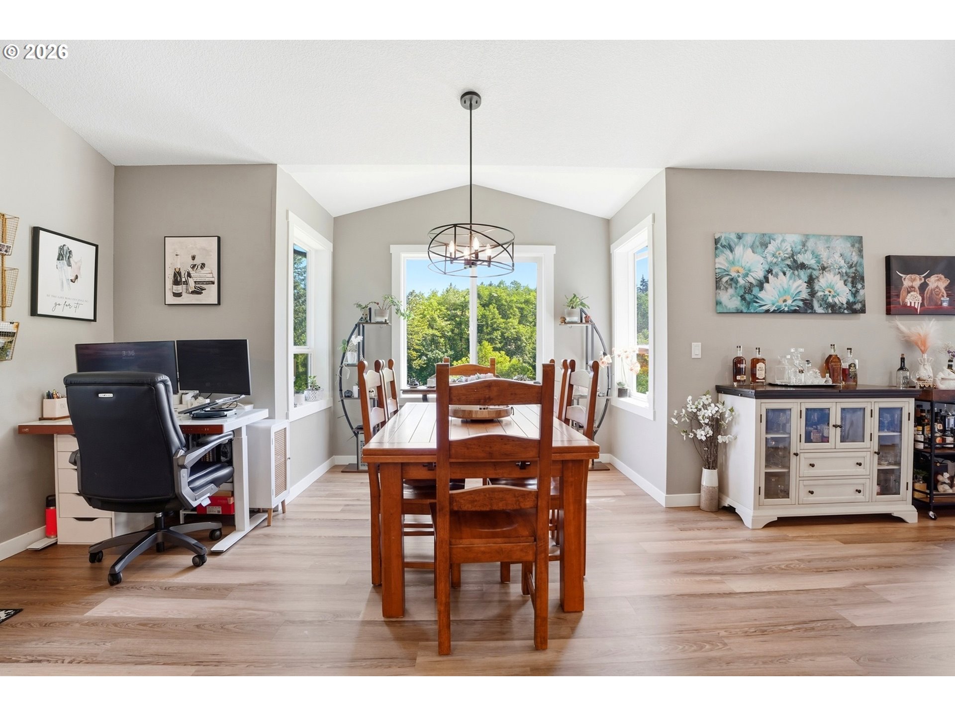 200 RED HAWK DR
