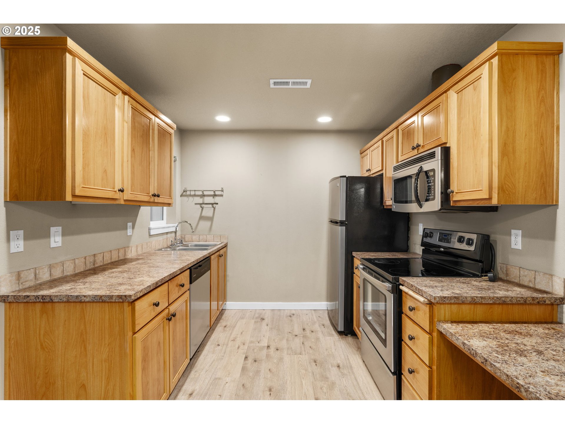 14019 NE 20TH AVE G55