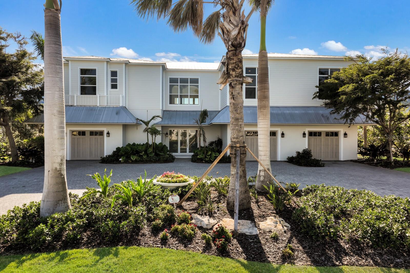 16121 SUNSET PINES CIR