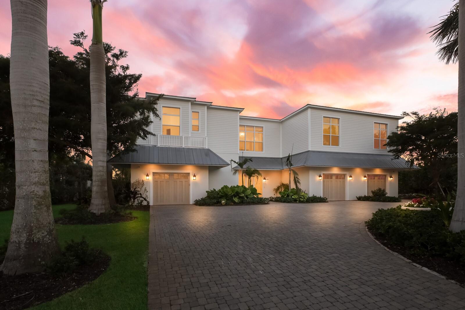 16121 SUNSET PINES CIR