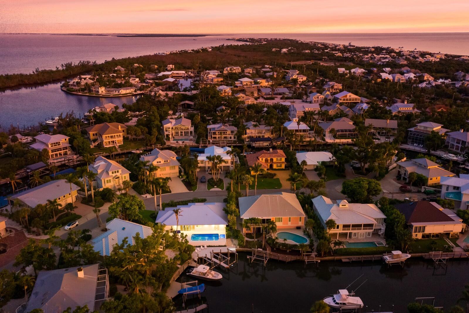 220 WATERWAYS AVE