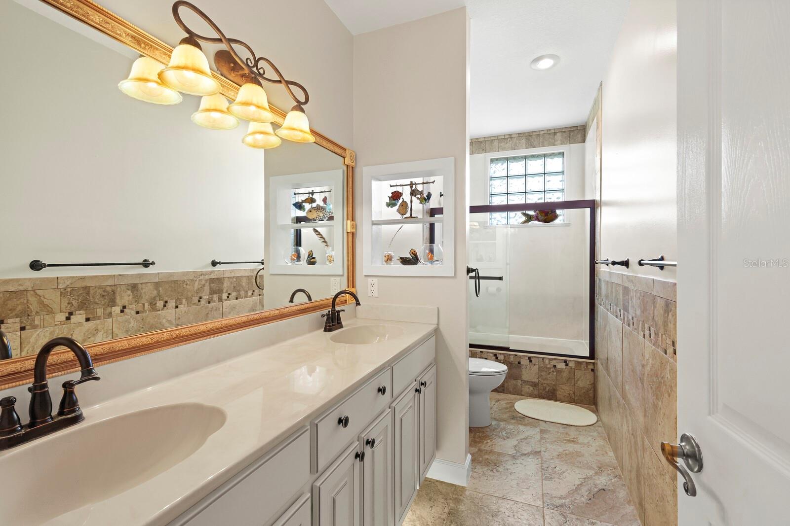 4658 ARLINGTON DR