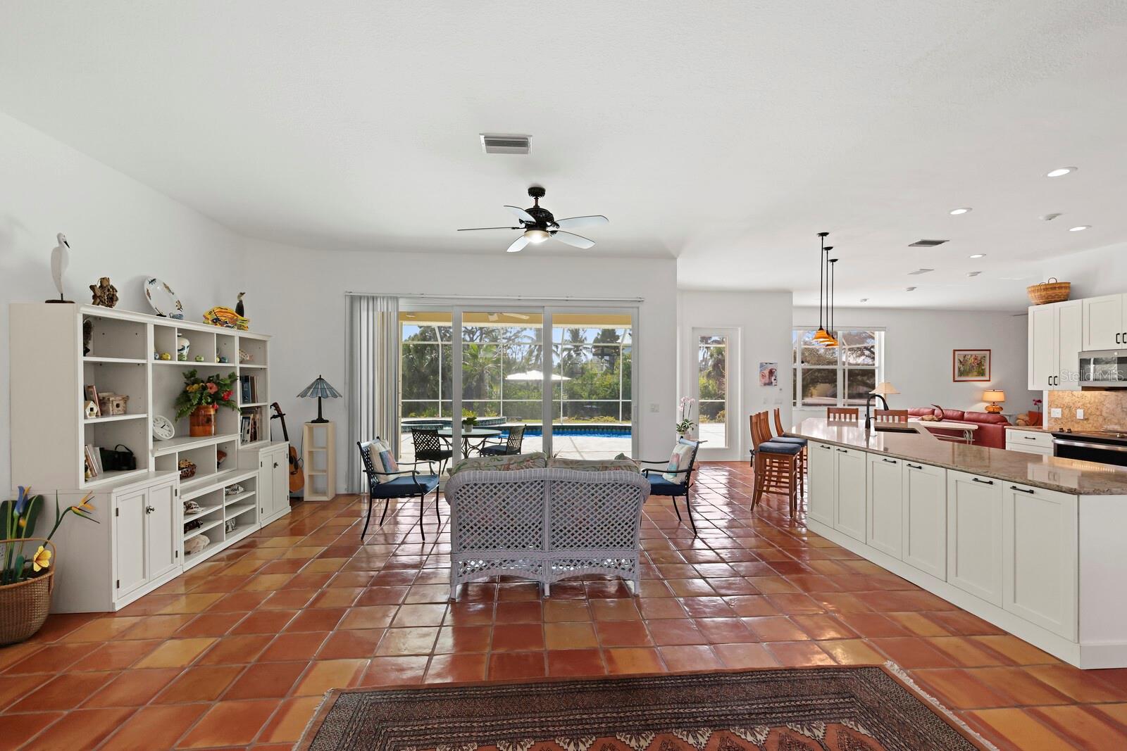 4658 ARLINGTON DR