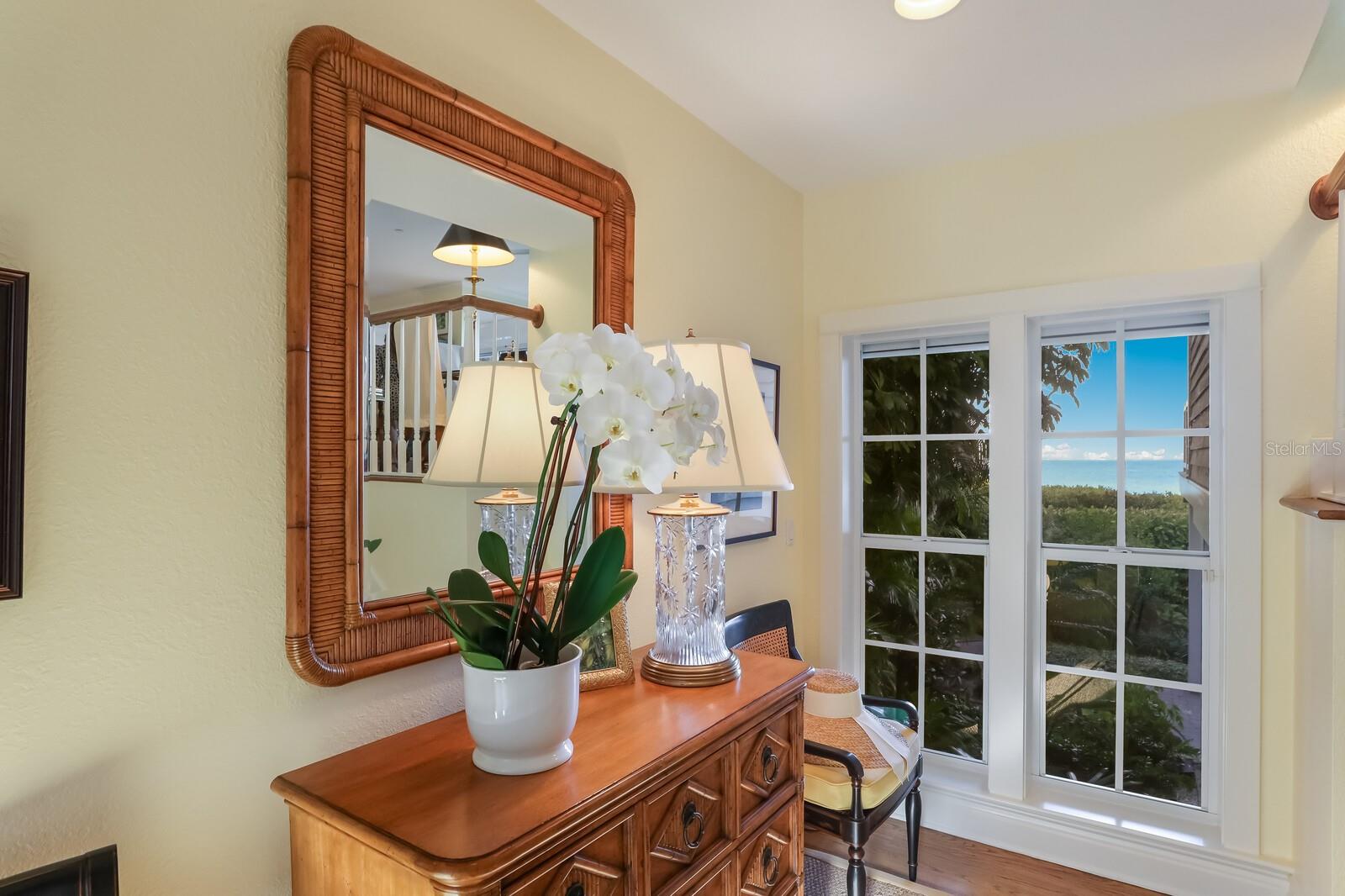 521 BUTTONWOOD BAY DR