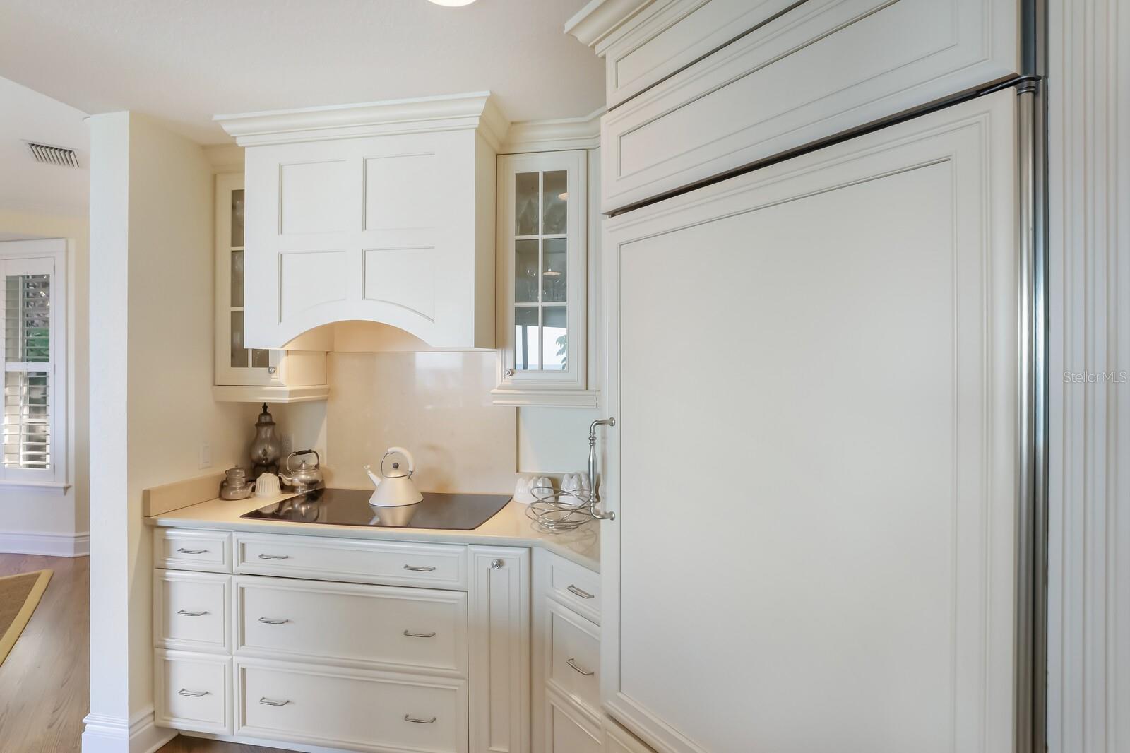 521 BUTTONWOOD BAY DR