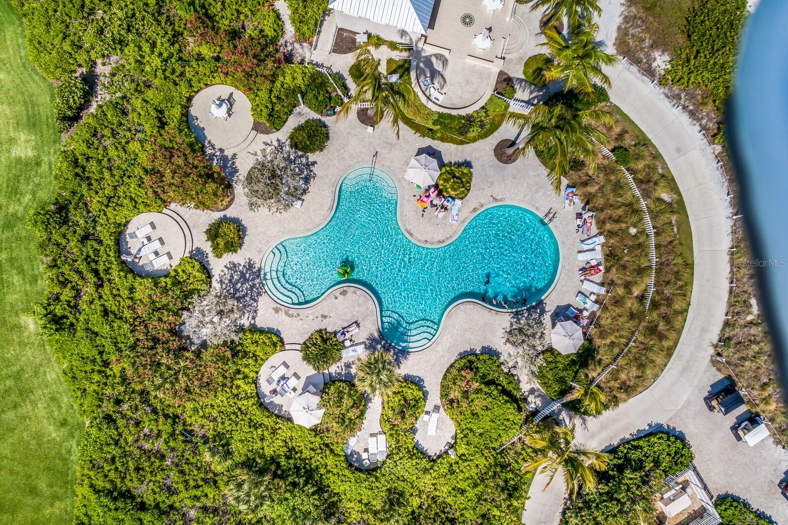 521 BUTTONWOOD BAY DR