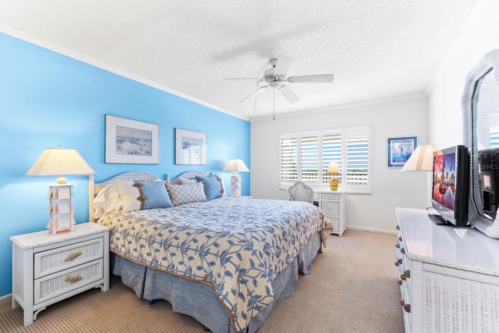 5700 GULF SHORES DR #A312