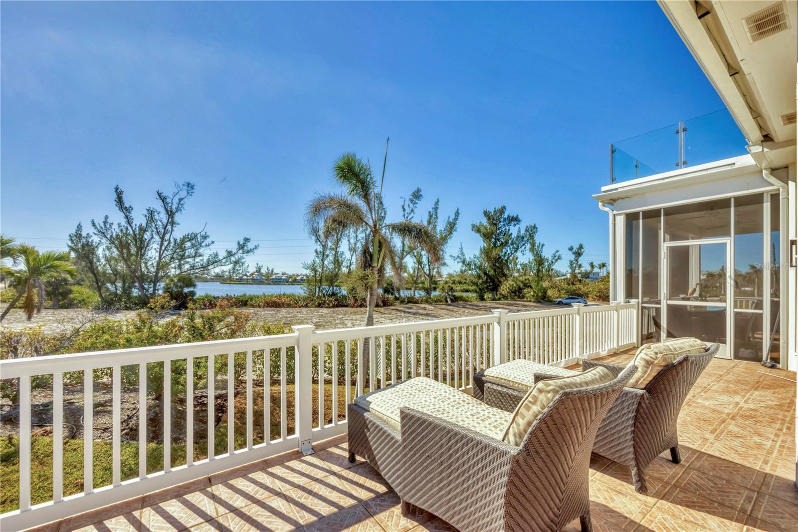 16251 SUNSET PINES CIR