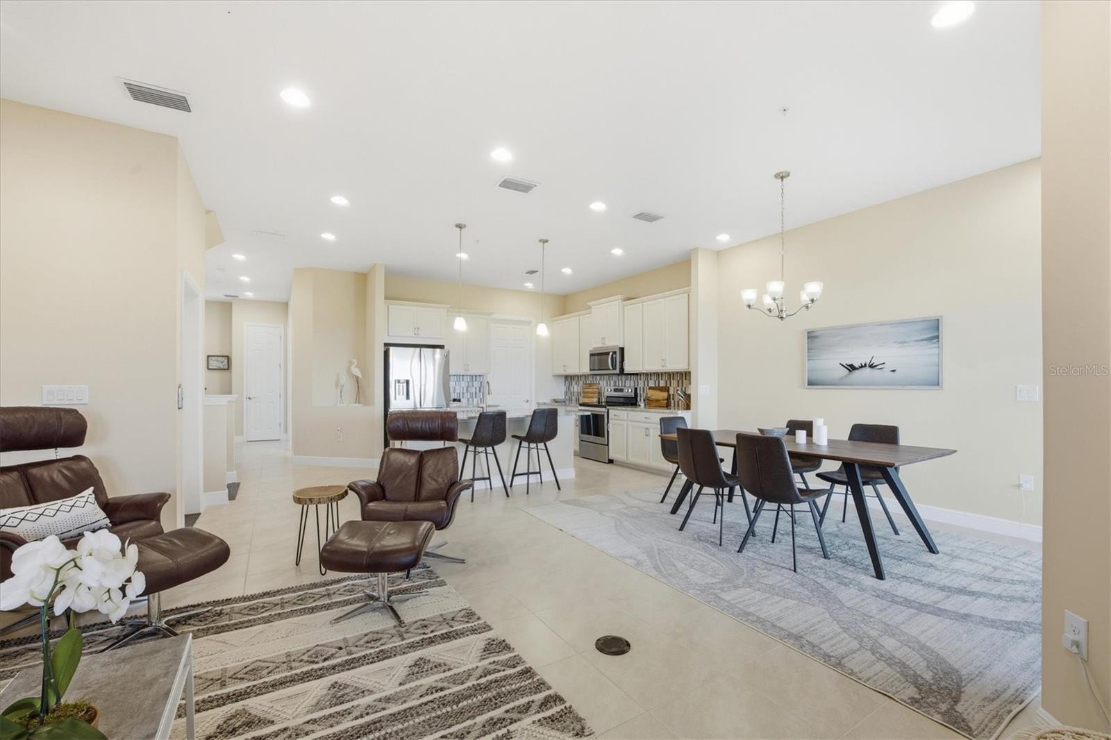 10435 PILOTHOUSE CIR #125