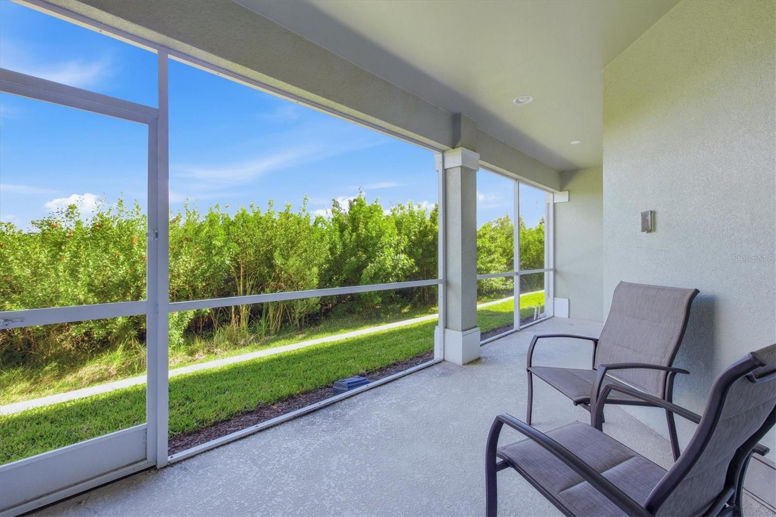 10435 PILOTHOUSE CIR #125