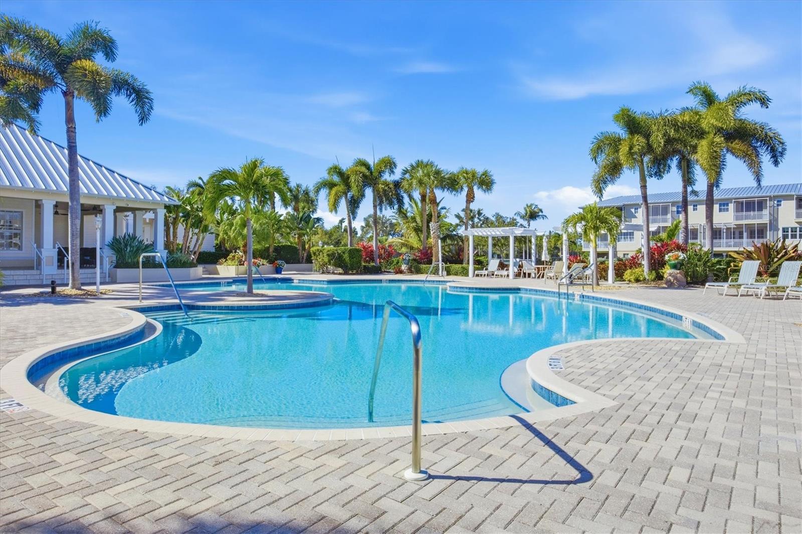 10435 PILOTHOUSE CIR #125