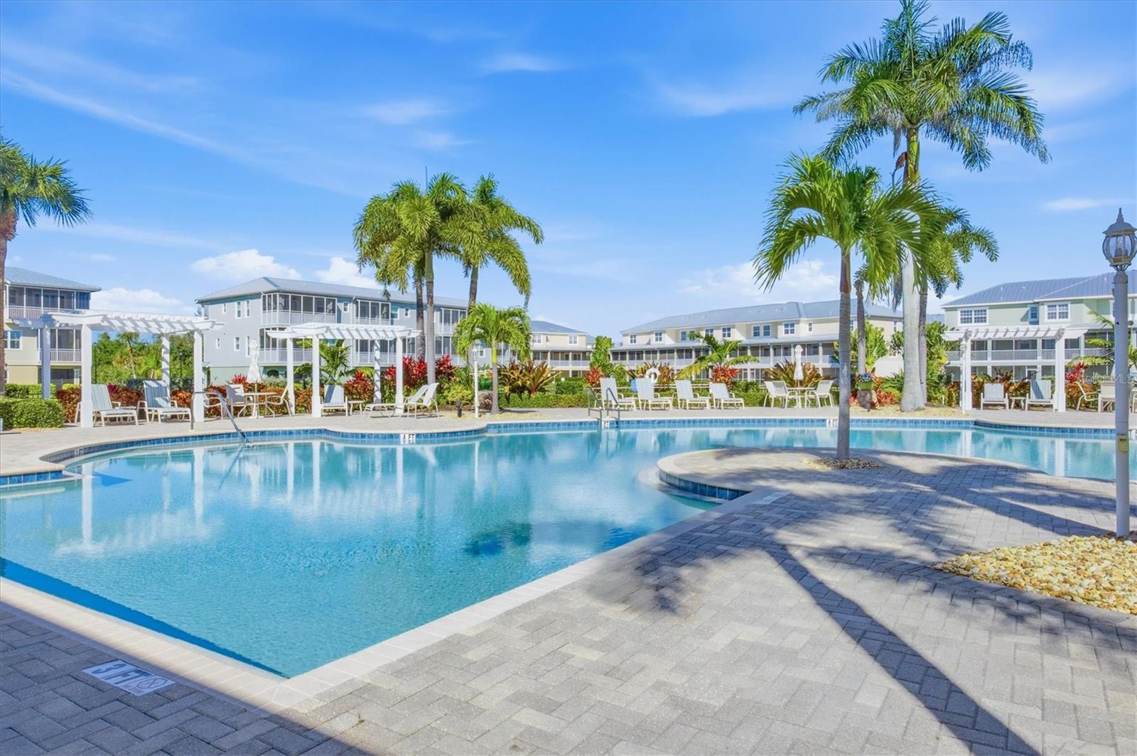 10435 PILOTHOUSE CIR #125