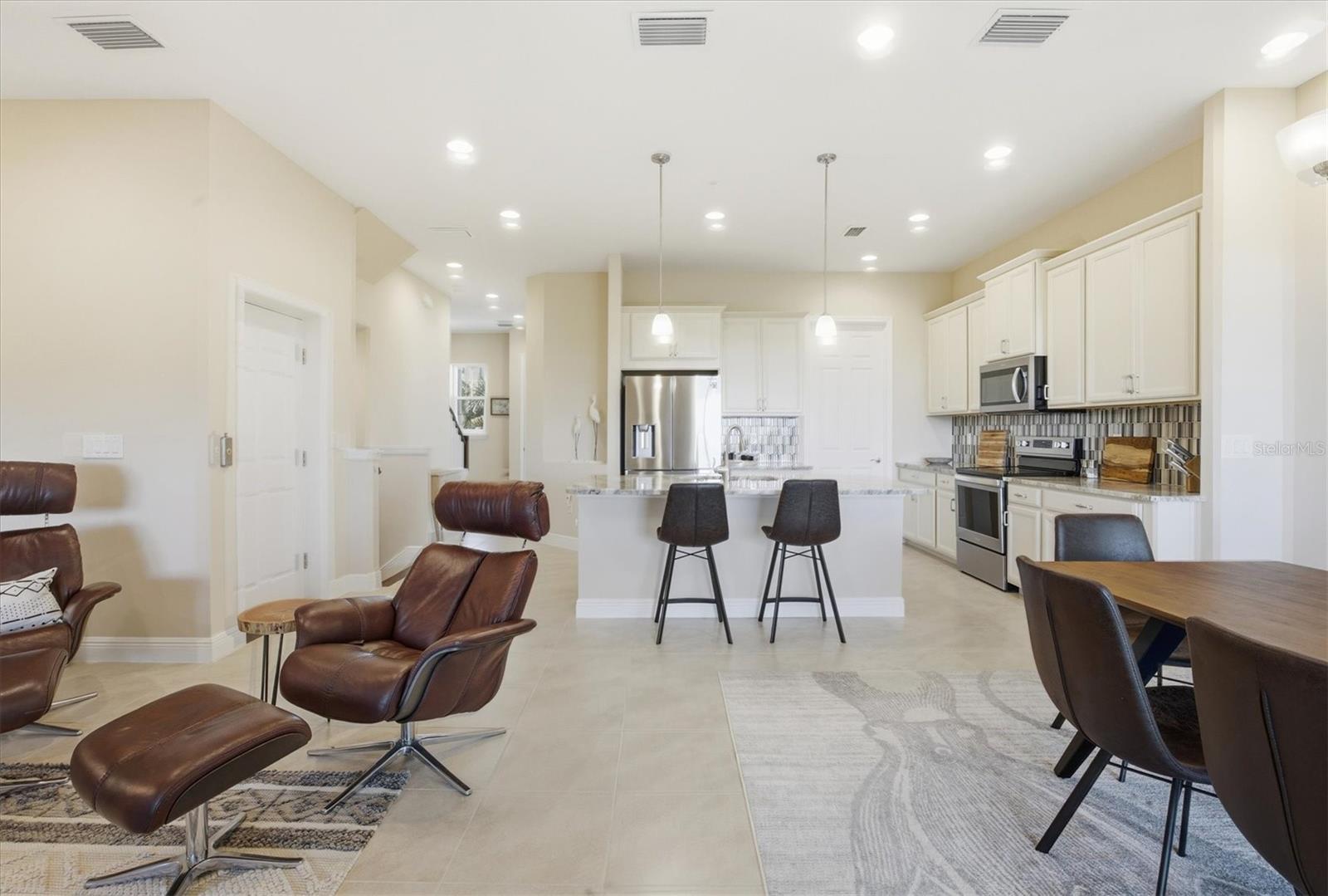 10435 PILOTHOUSE CIR #125