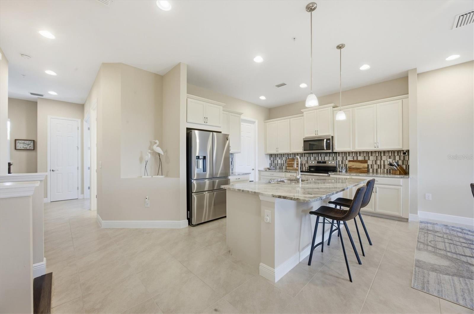 10435 PILOTHOUSE CIR #125