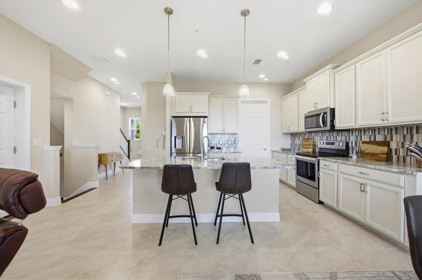 10435 PILOTHOUSE CIR #125