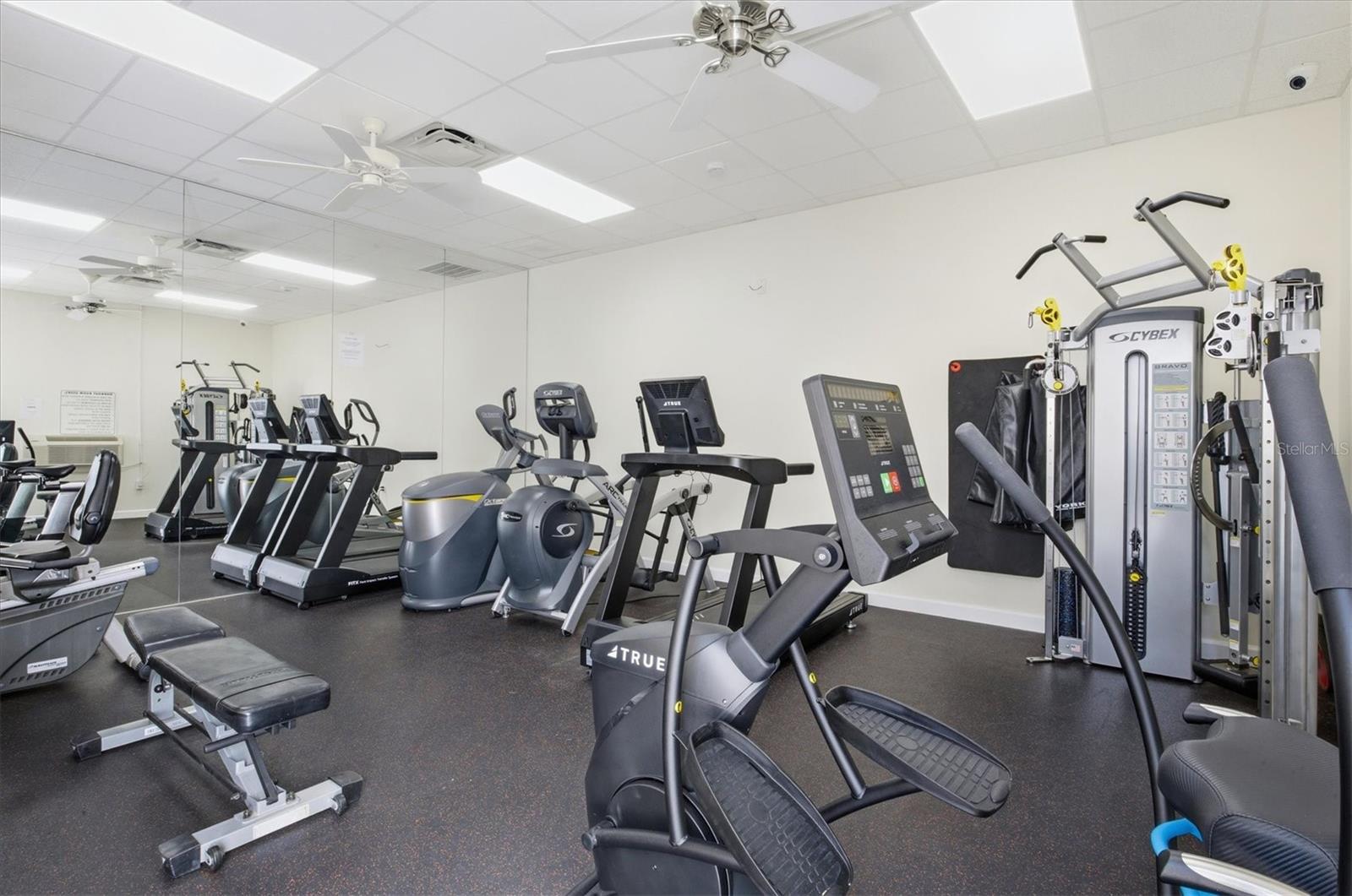 10435 PILOTHOUSE CIR #125