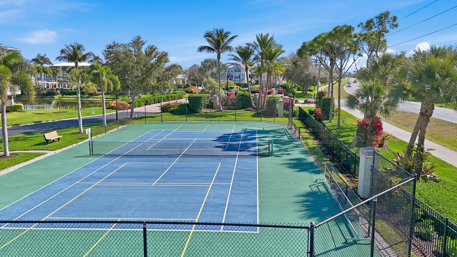 10435 PILOTHOUSE CIR #125