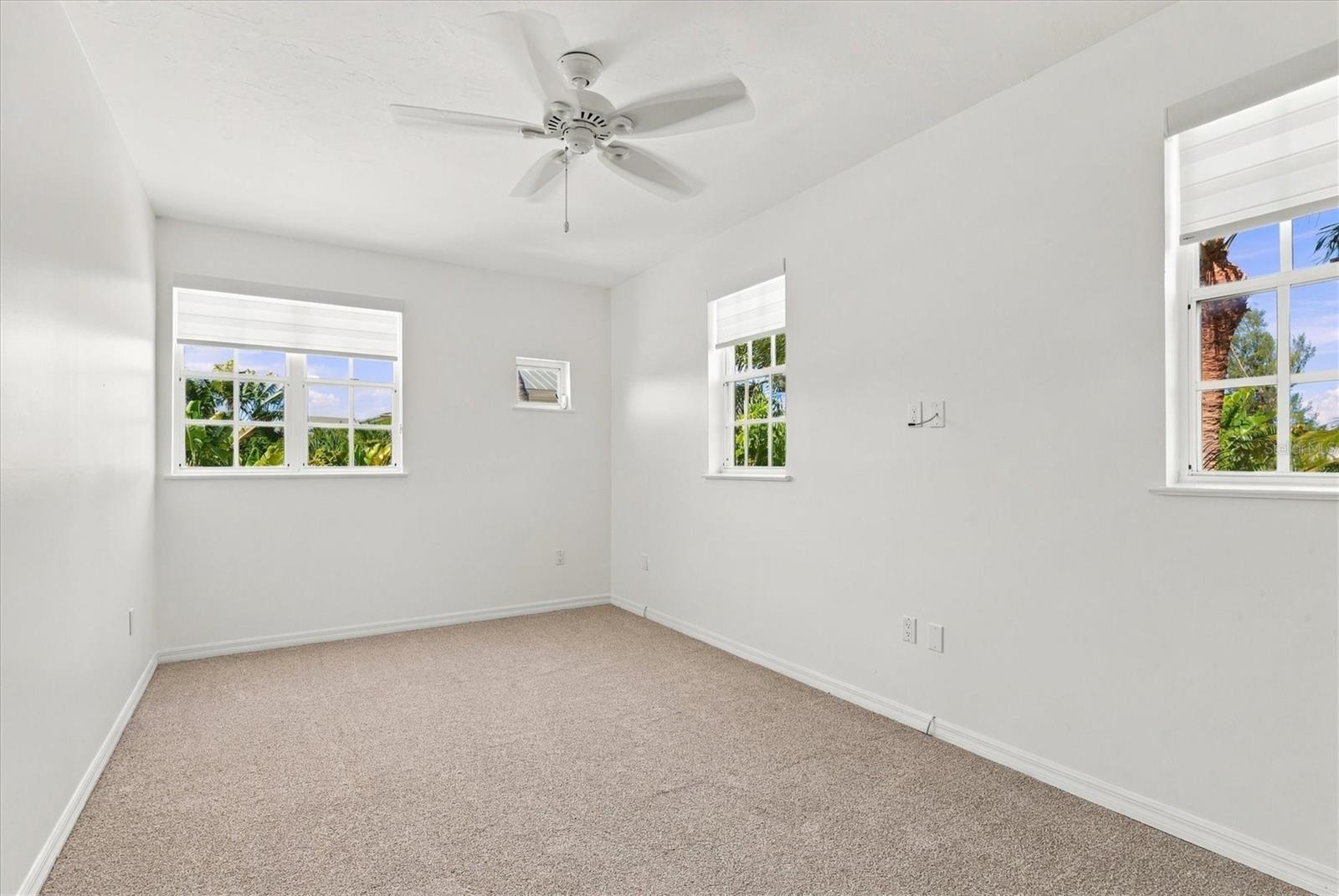 181 DAMFINO ST