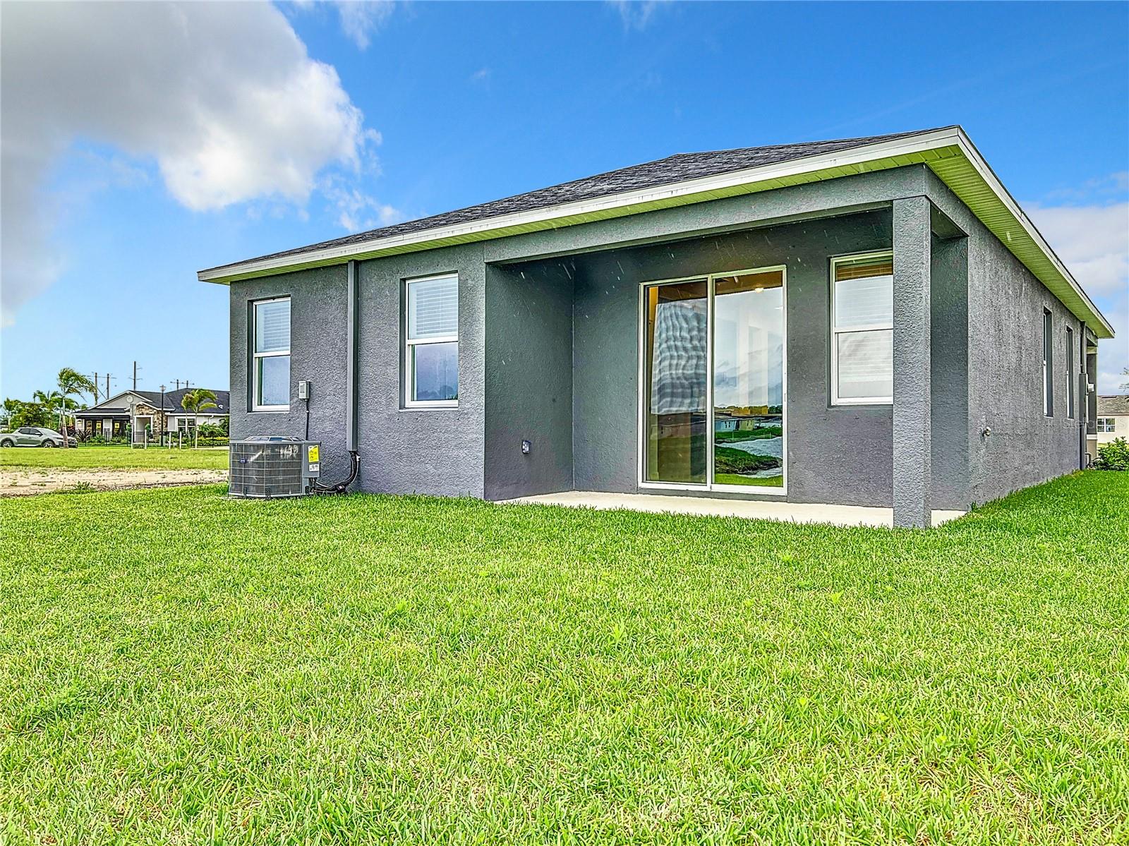9409 SANDY BLUFFS CIR