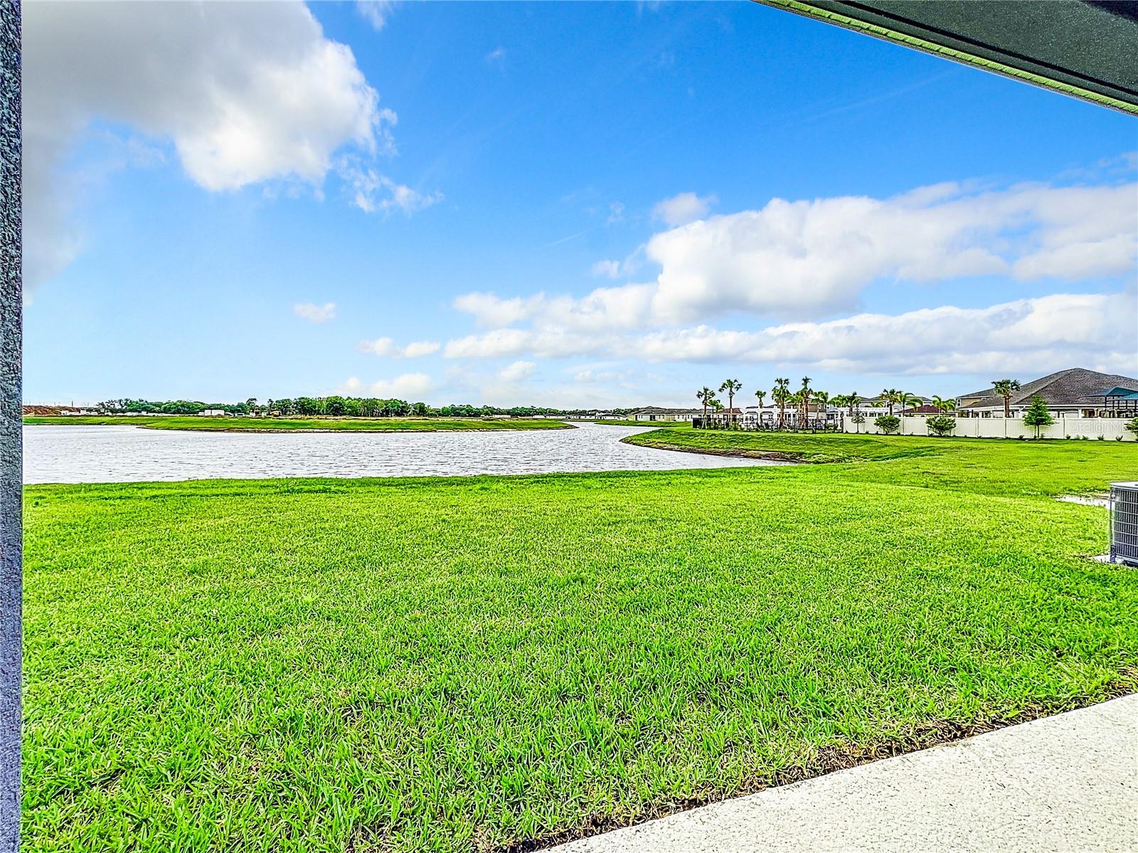 9409 SANDY BLUFFS CIR