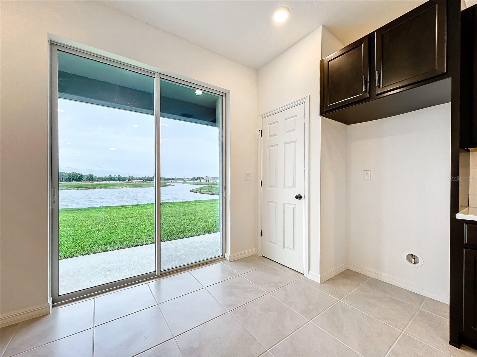 9409 SANDY BLUFFS CIR