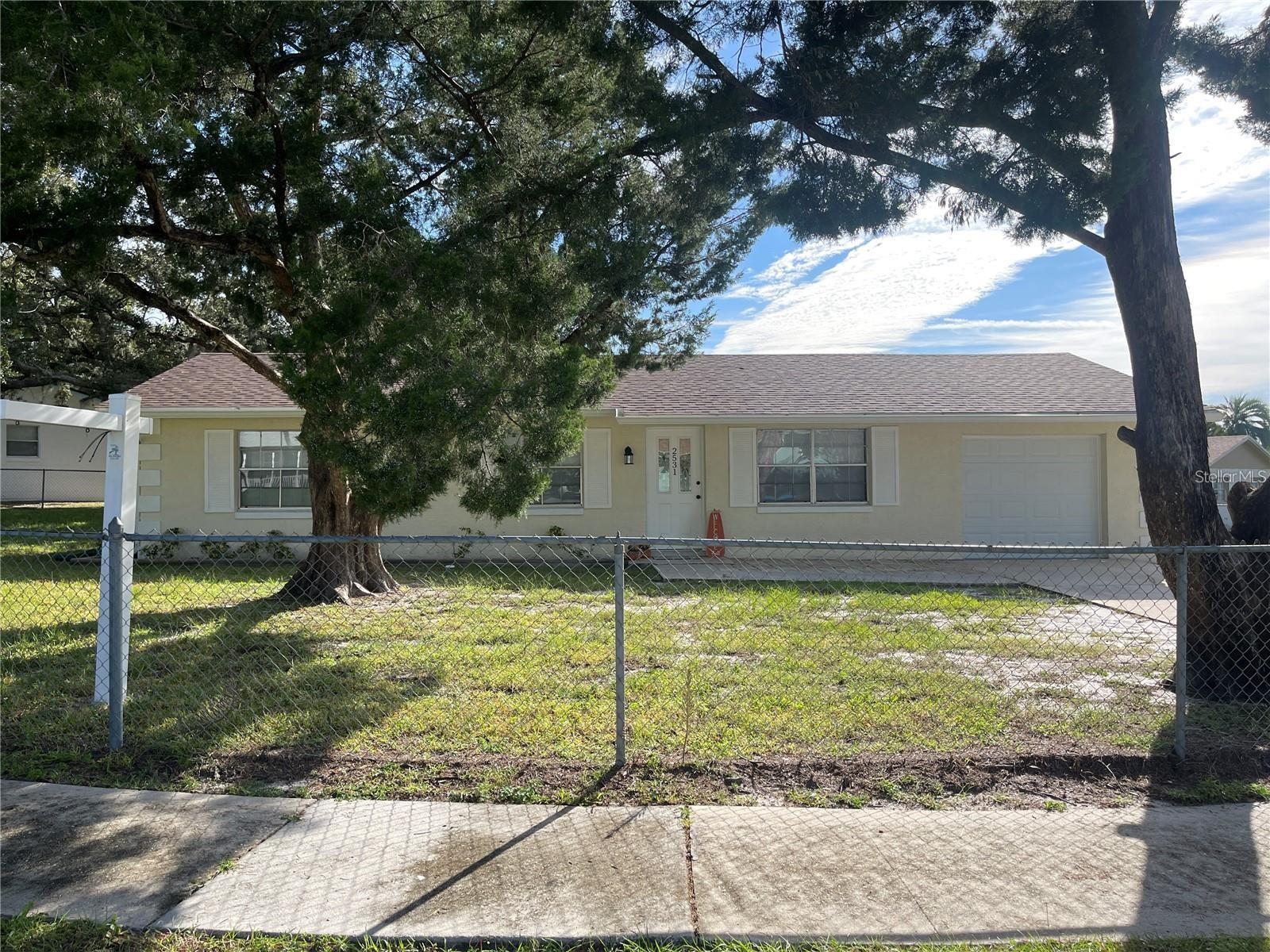 2531 LAWLER LN