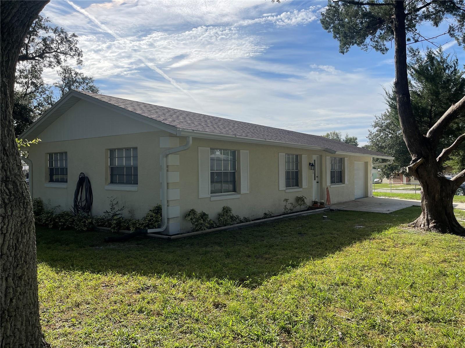 2531 LAWLER LN