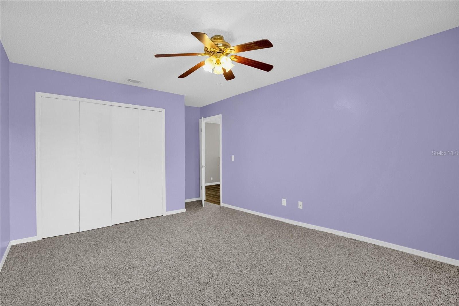 1021 NANCY CIR