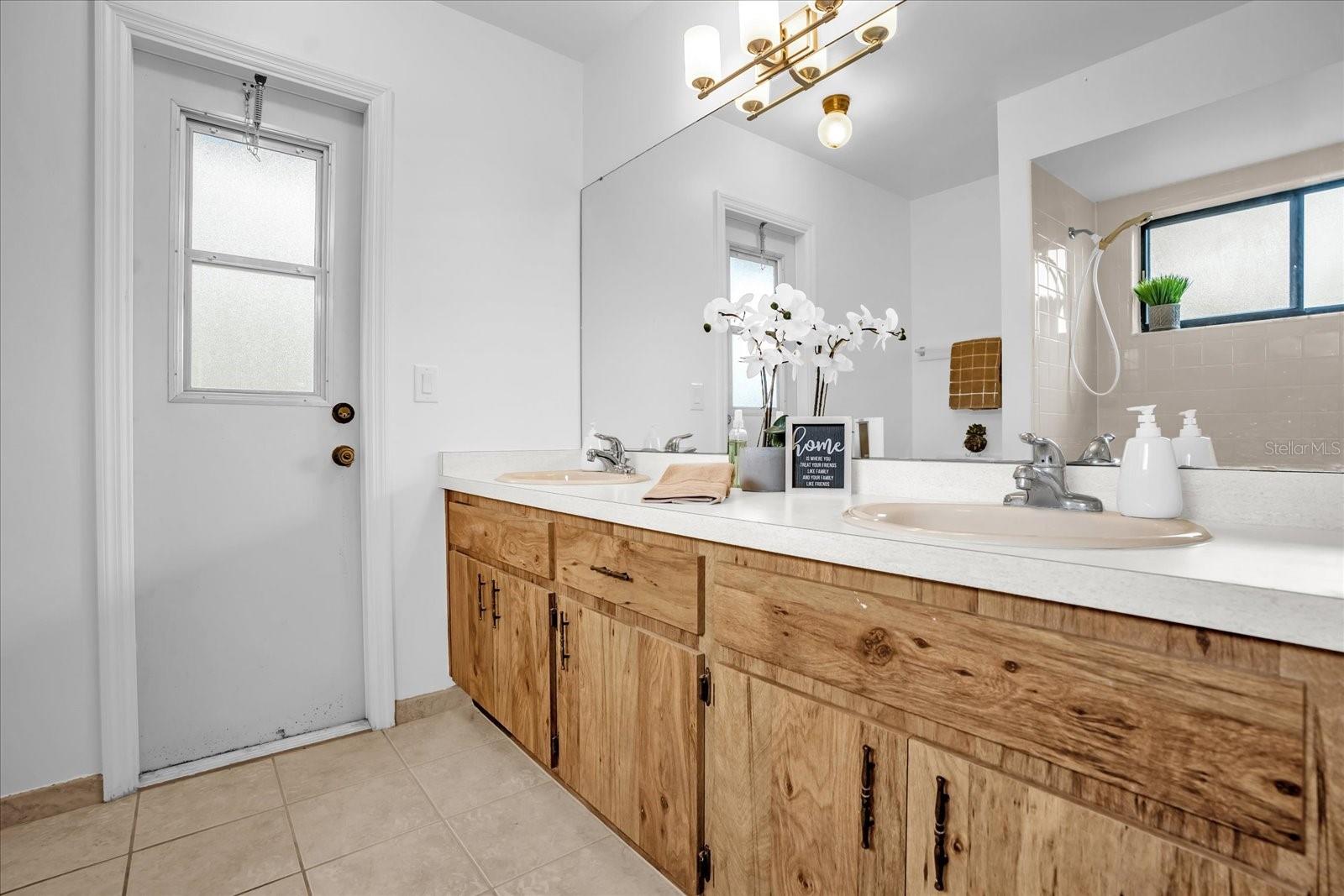 1508 SOUTHWIND CT