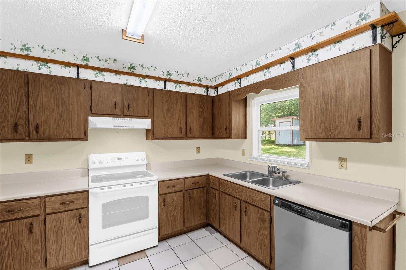 5931 NW 58TH TER