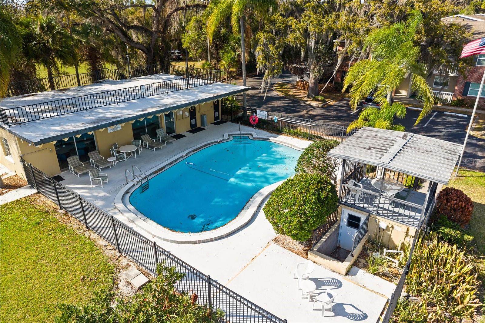 2500 LEE RD #122