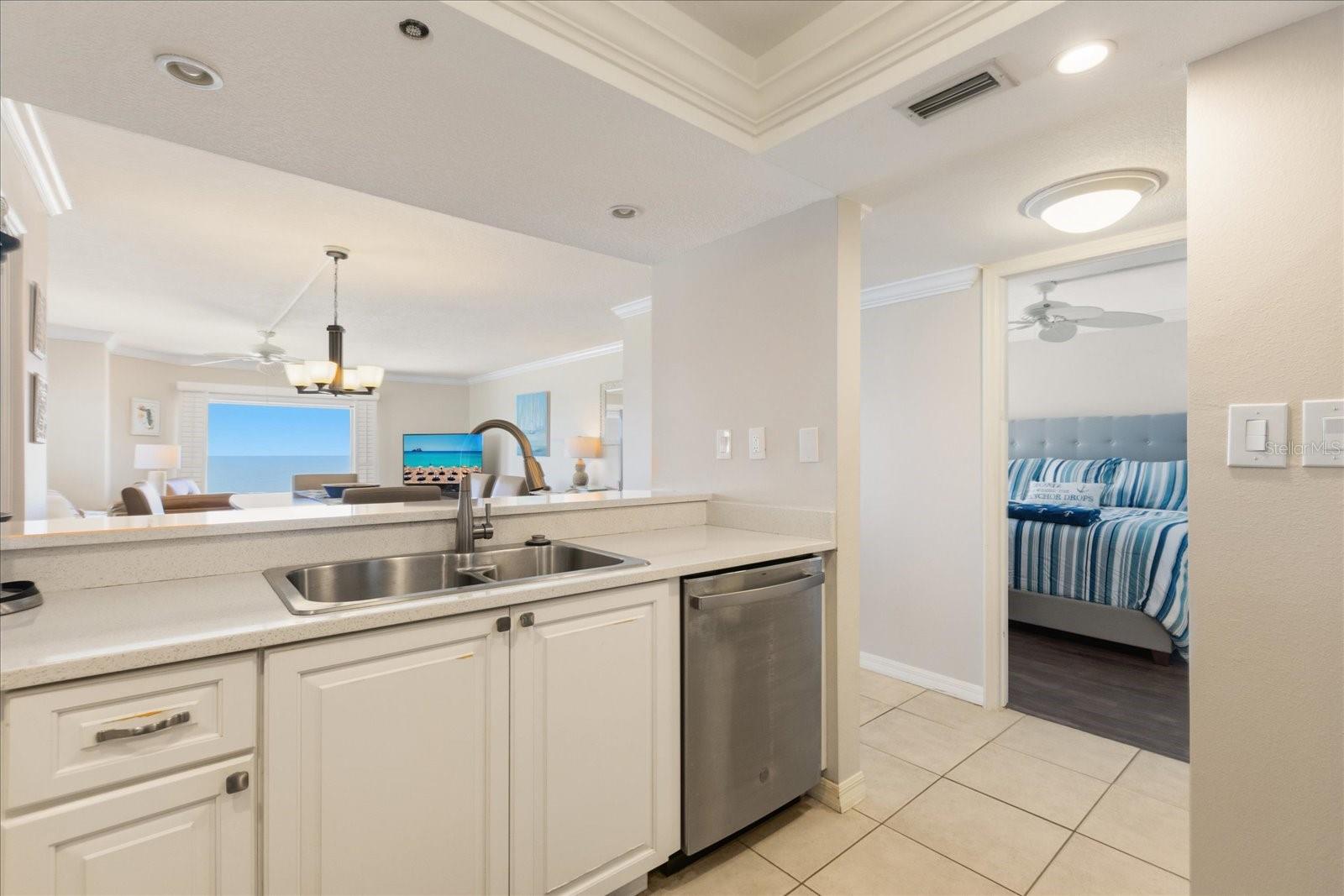 5207 S ATLANTIC AVE #1025