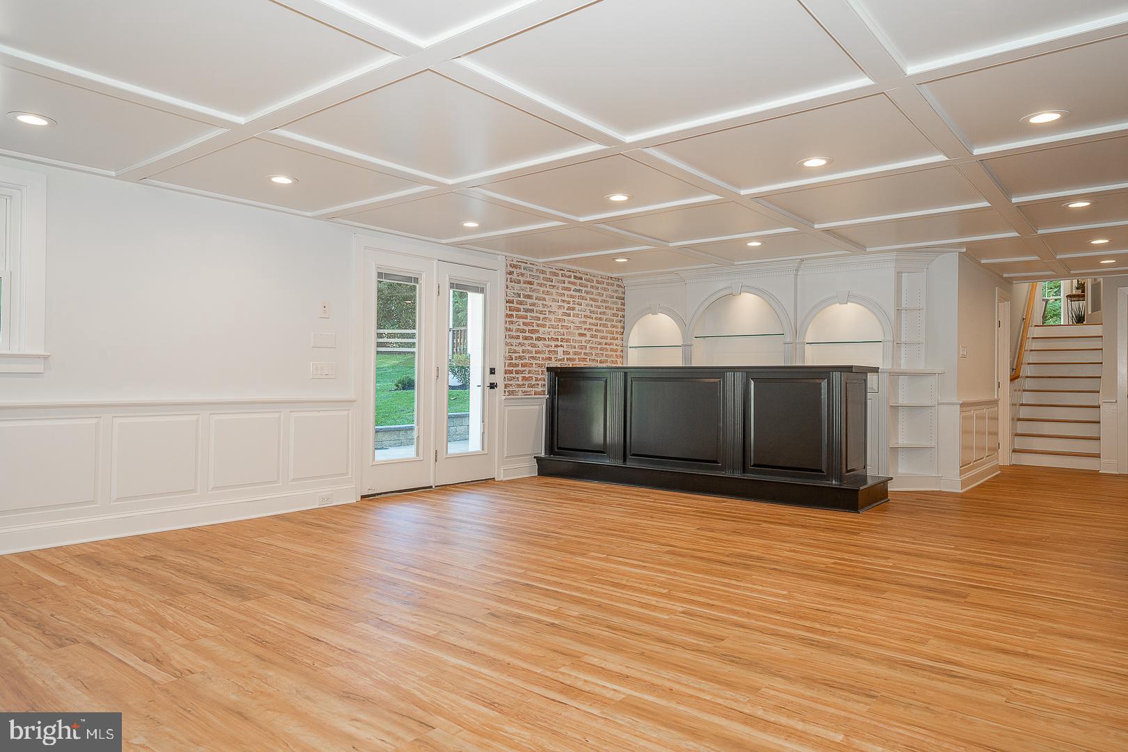 737 Berwood ROAD
