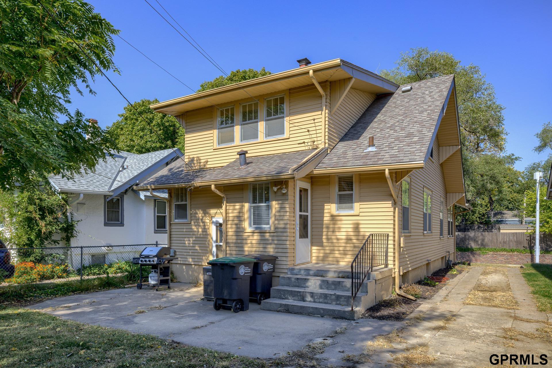 4913 Burt Street