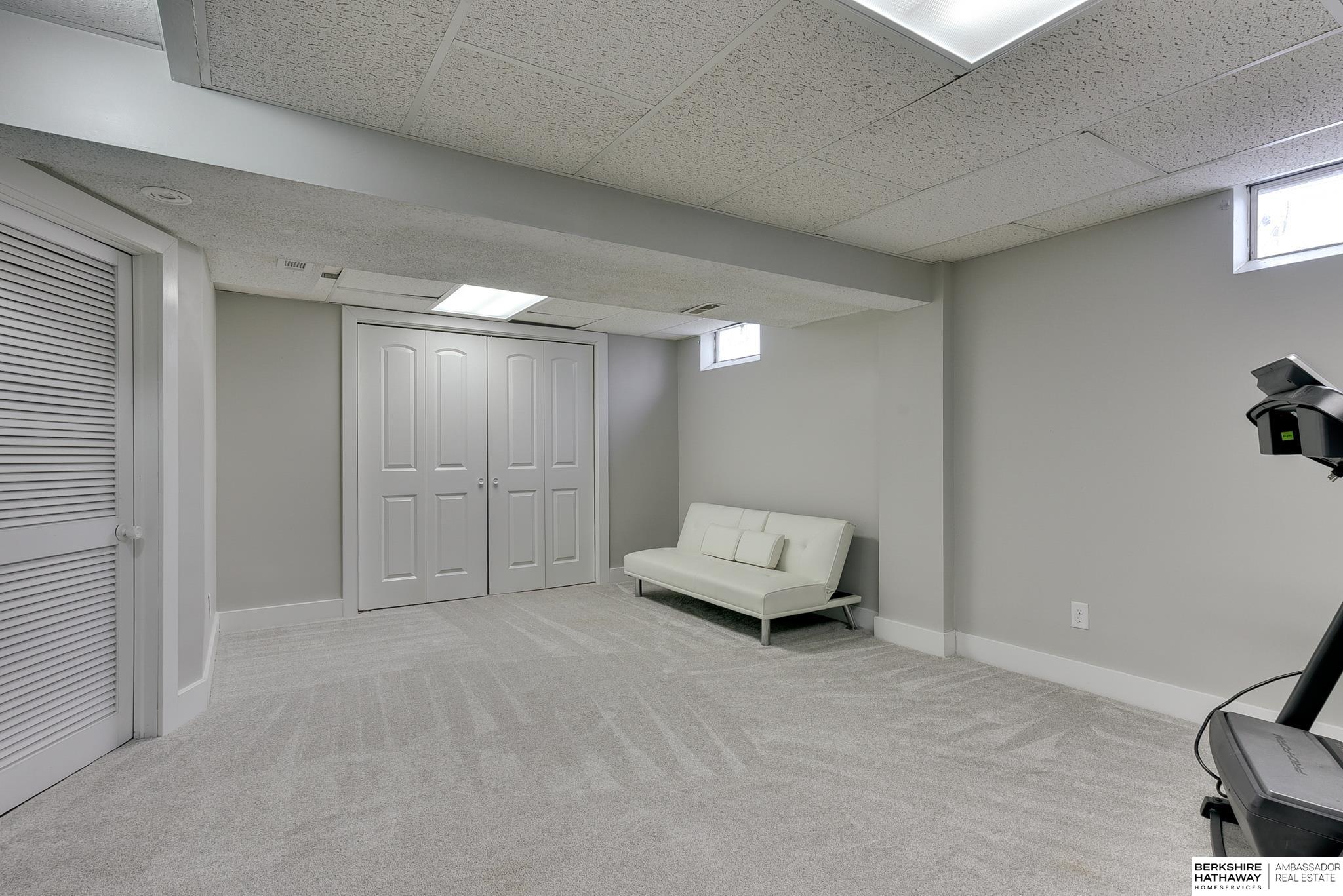 12138 Parker Circle