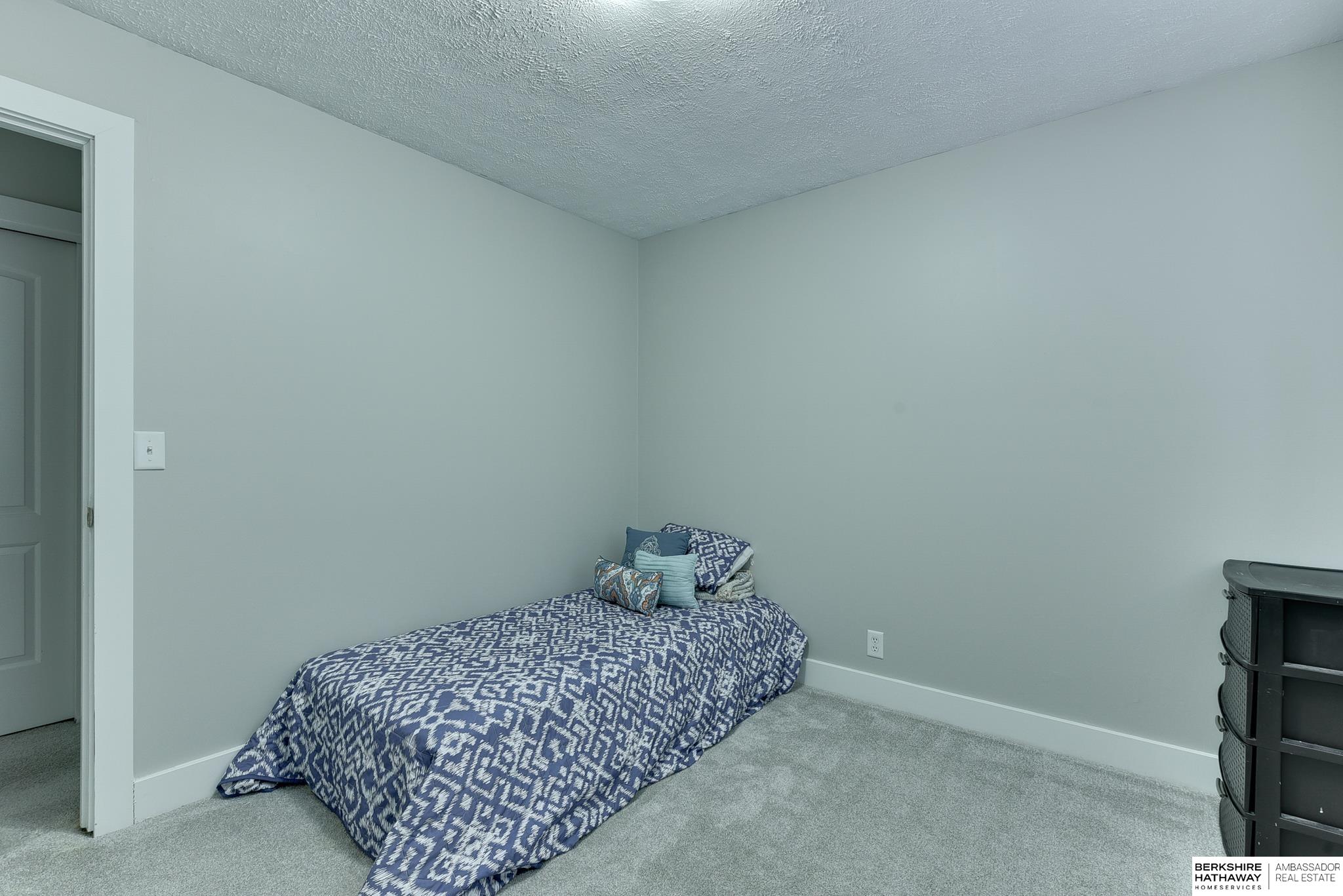 12138 Parker Circle