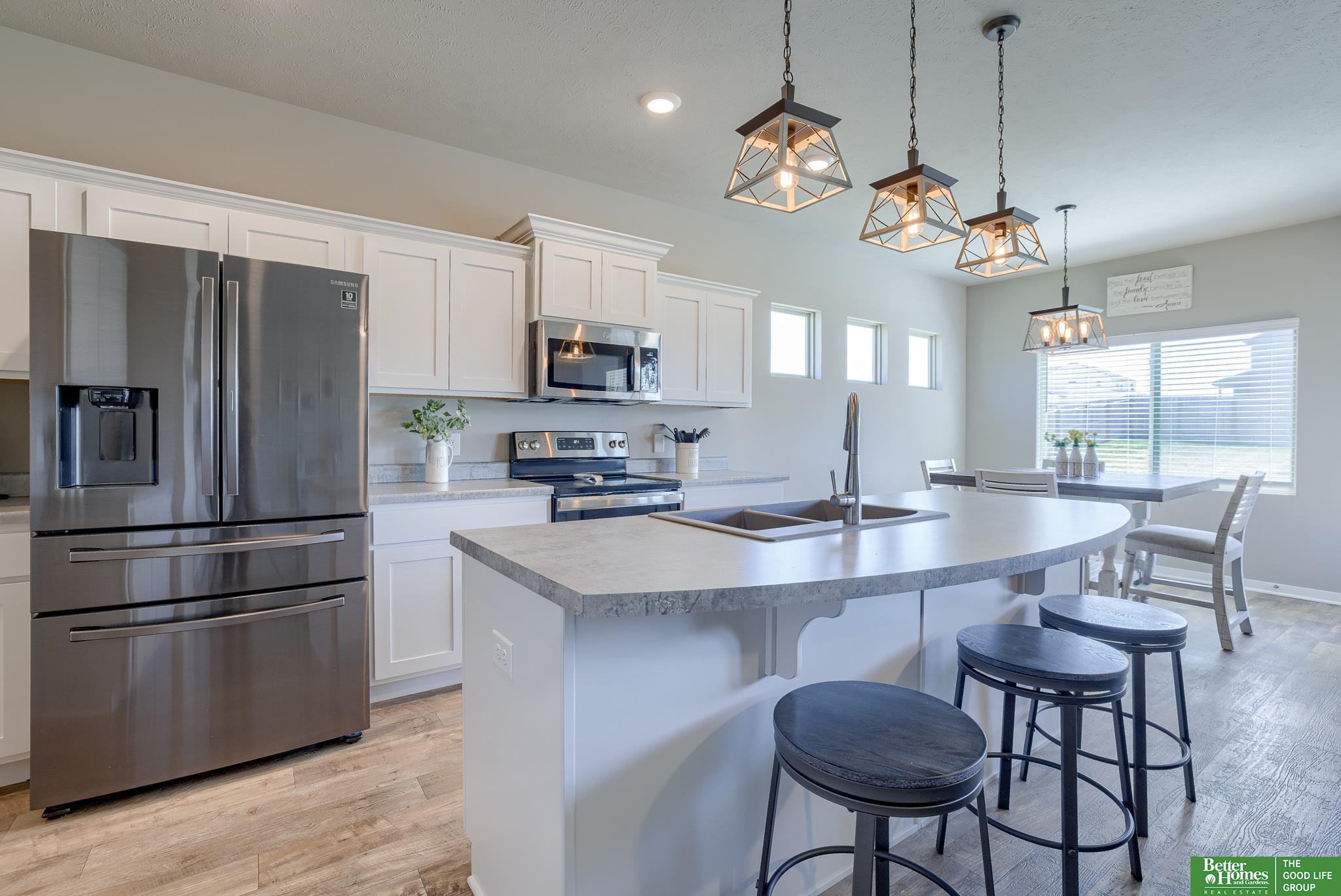 11163 Horizon Circle