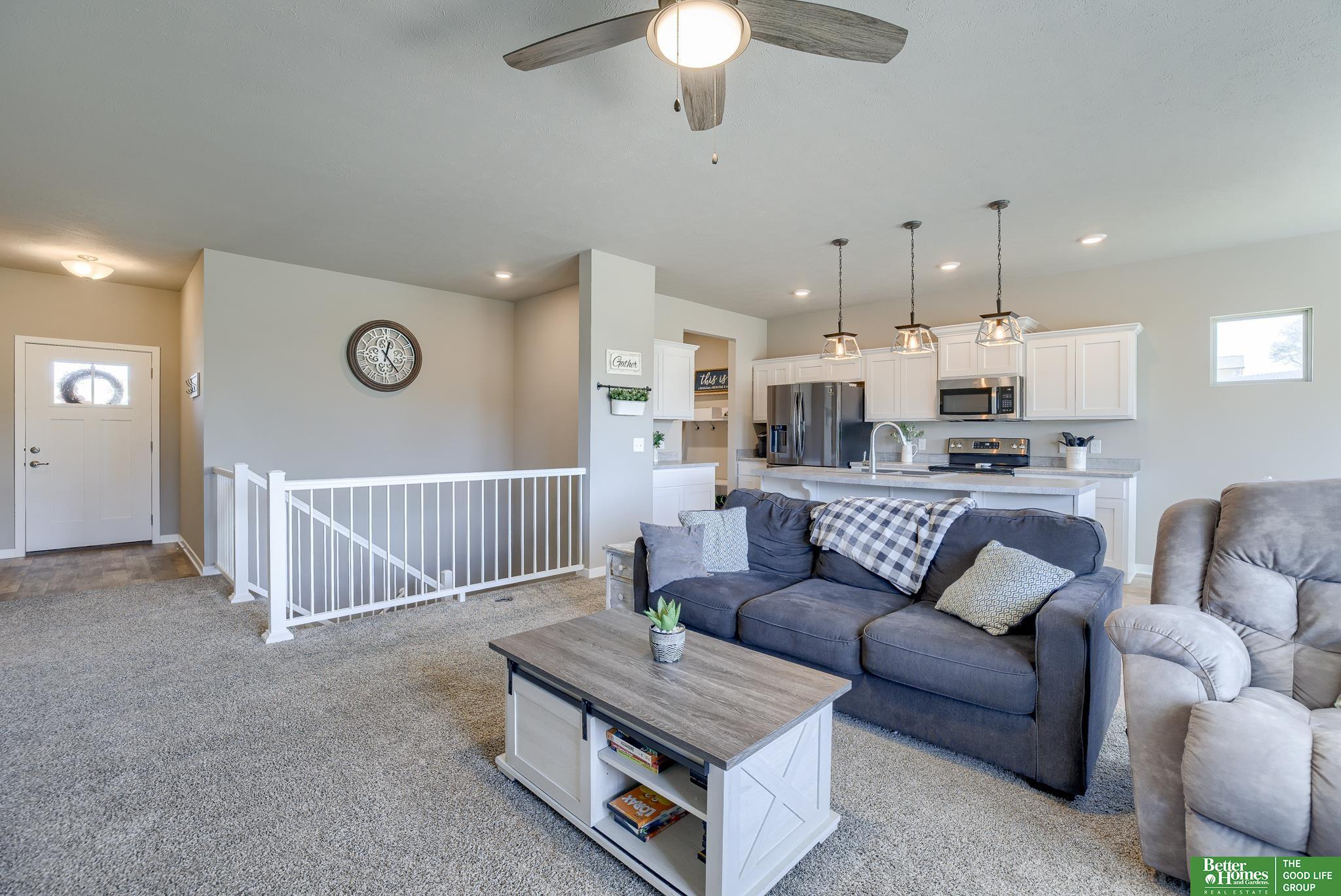 11163 Horizon Circle
