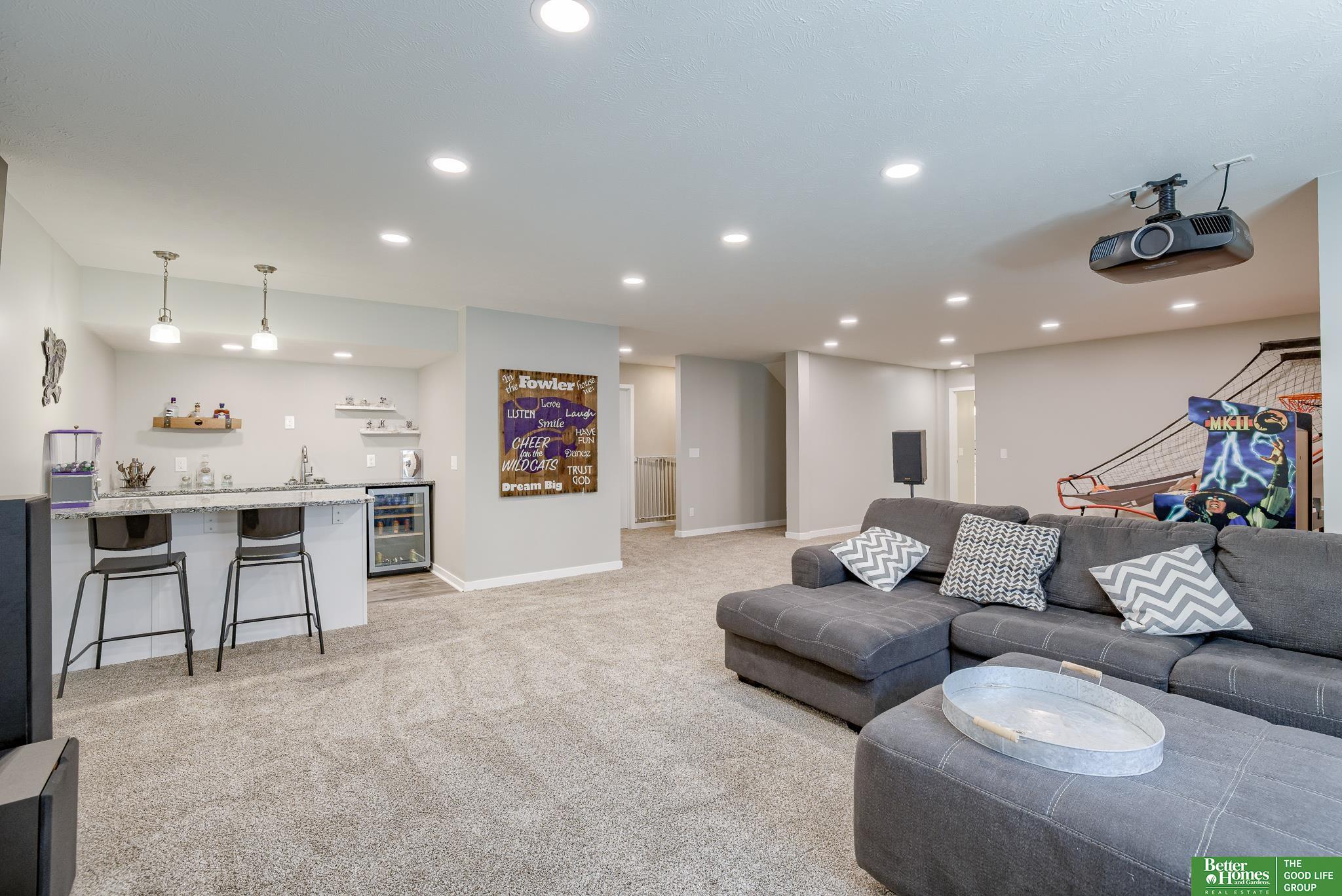 11163 Horizon Circle